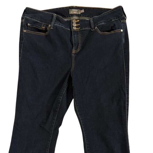 Torrid Super Soft Jeggings Dark Wash Button Fly Women's Size 18S - Picture 3 of 7